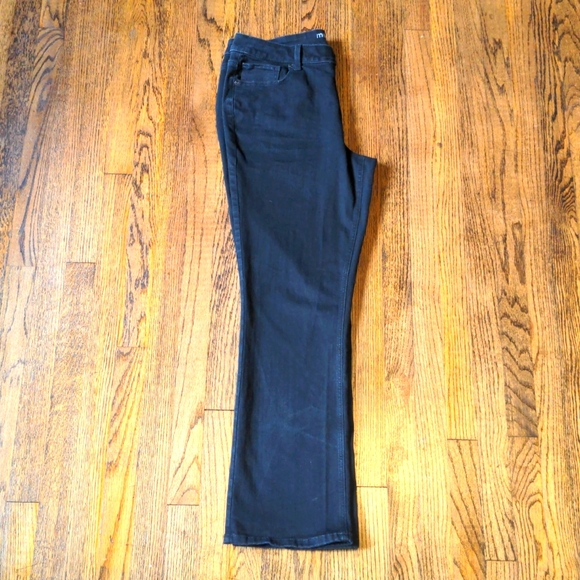 MAURICES Mid-Rise Jeans - Picture 4 of 7